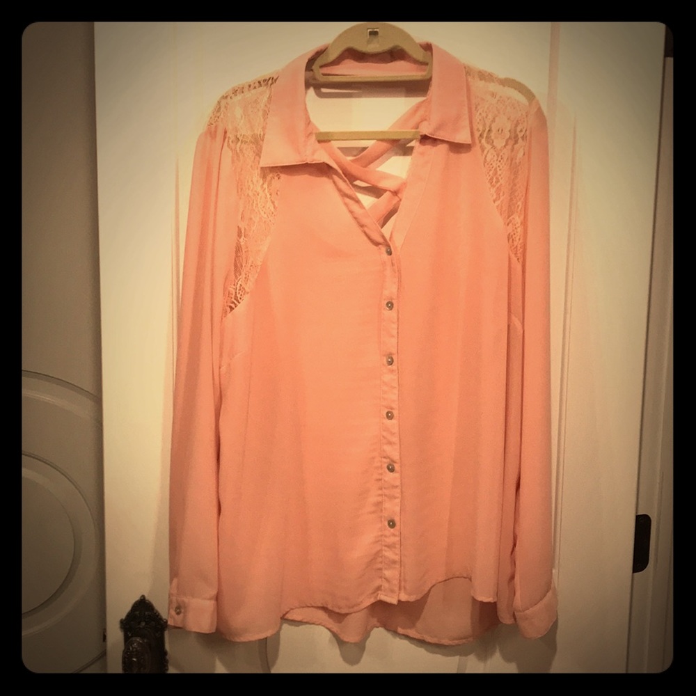 Forever 21 size 2x baby pink and lace chiffon top